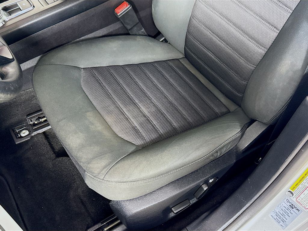 2020 Ford Fusion Hybrid SE photo 20