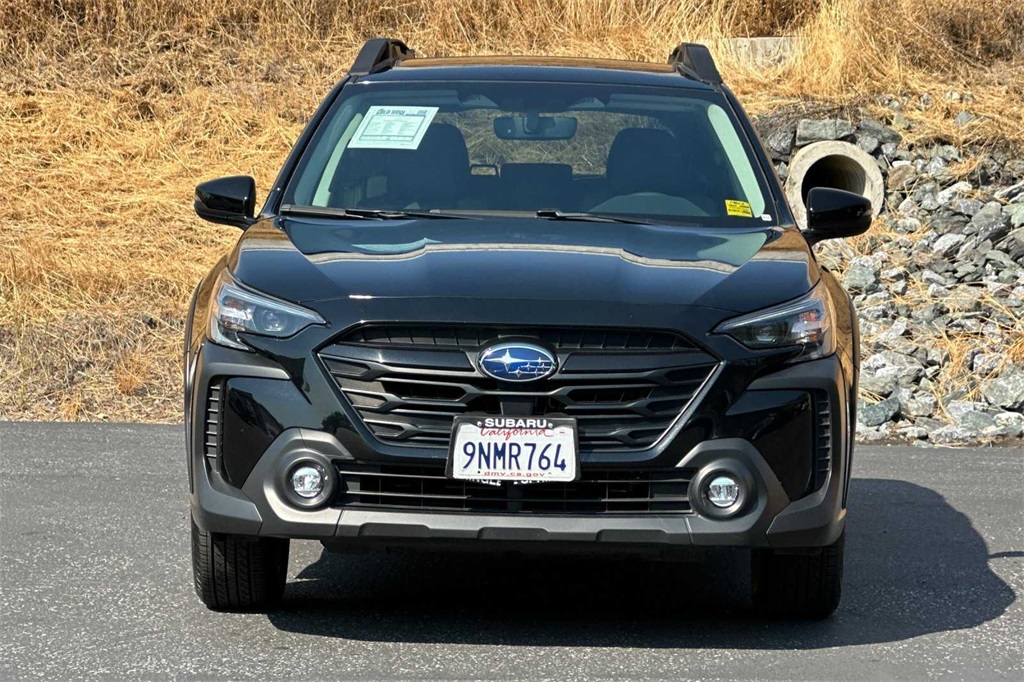 2025 Subaru Outback Onyx Edition photo 9