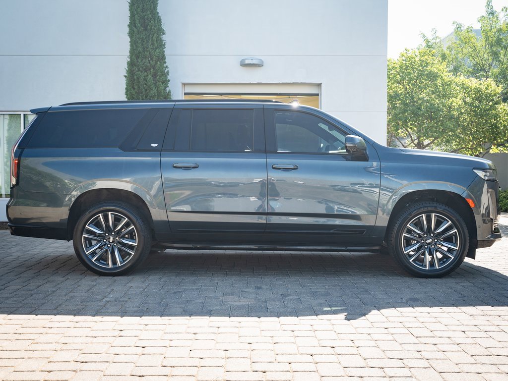 2021 Cadillac Escalade ESV Sport Platinum photo 8