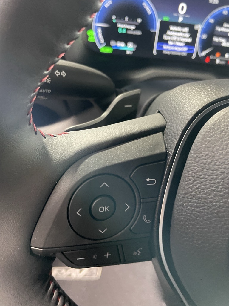 2025 Toyota RAV4 Hybrid XSE photo 34