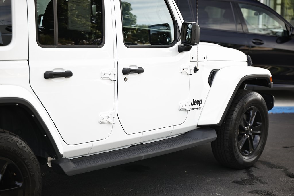 2022 Jeep Wrangler Unlimited Sahara Altitude photo 8