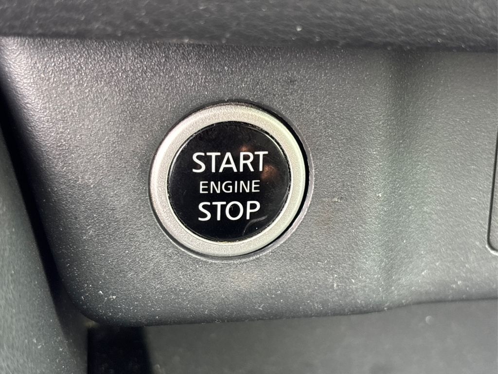 2021 Nissan Rogue SL photo 26