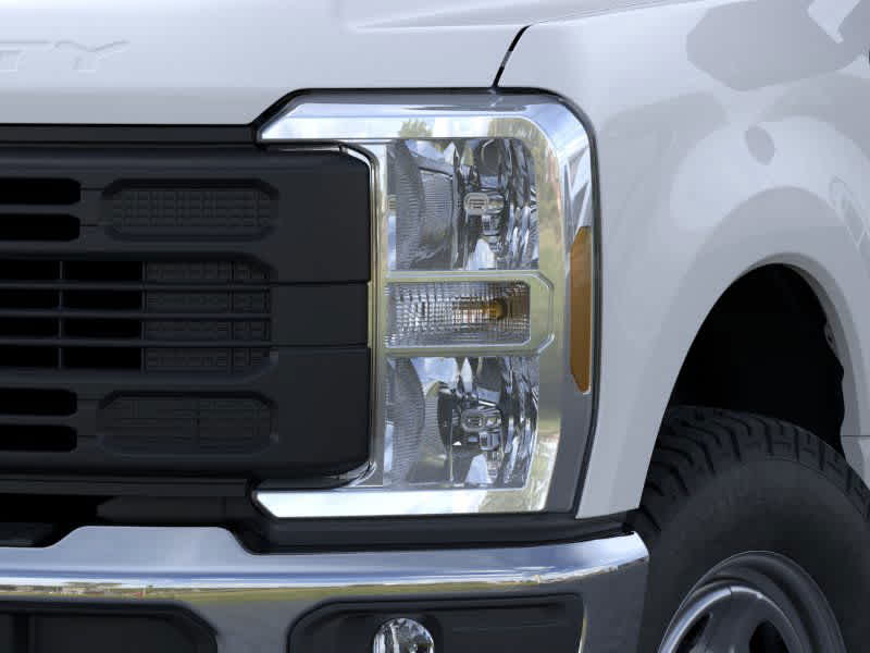 2025 Ford F-350 XL photo 17