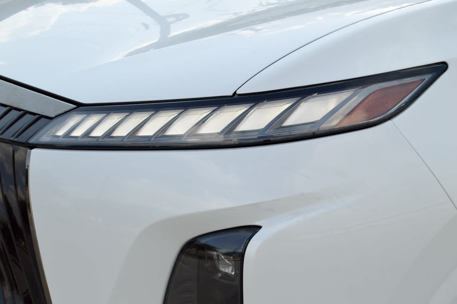 2026 Infiniti QX80 photo 2