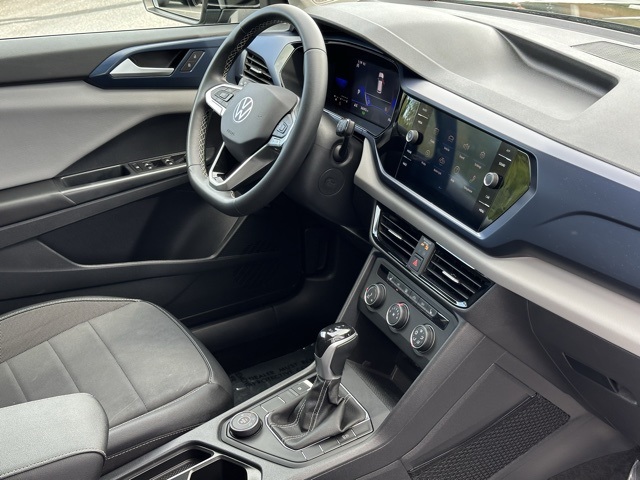 2022 Volkswagen Taos SE photo 15