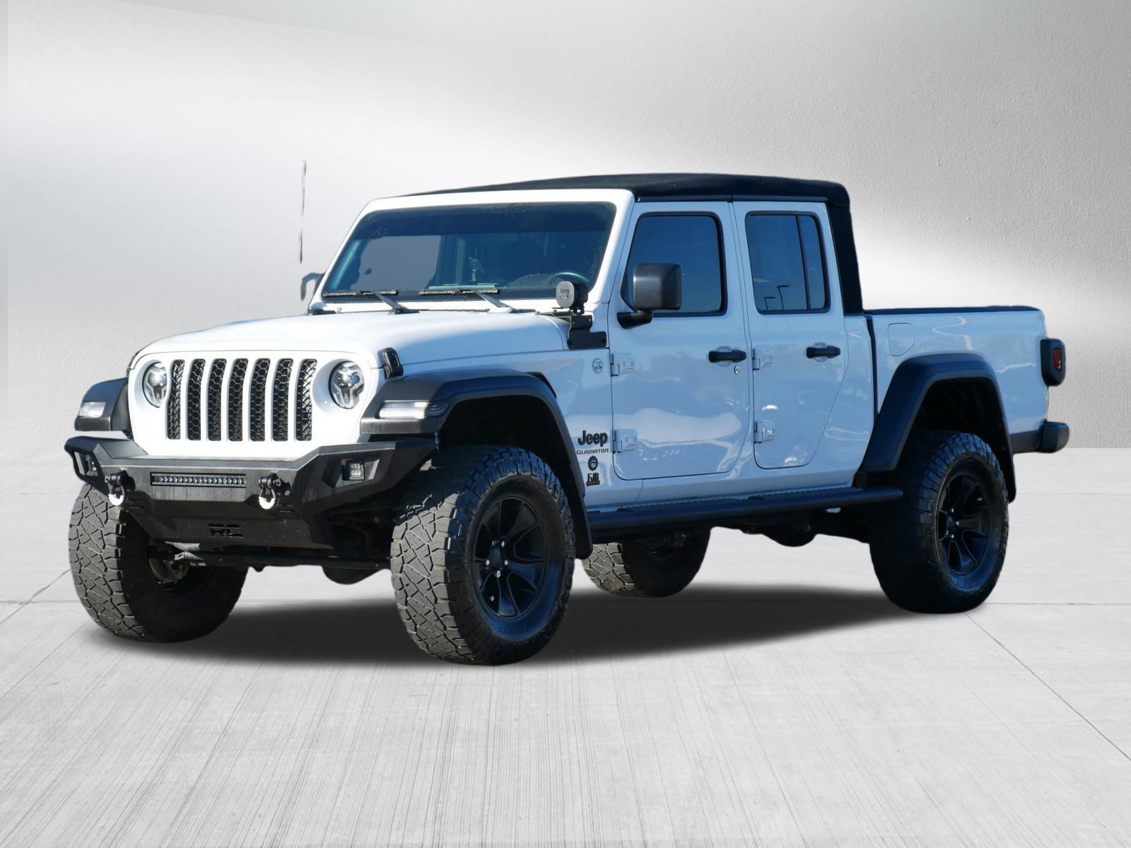 2020 Jeep Gladiator Sport S's photo