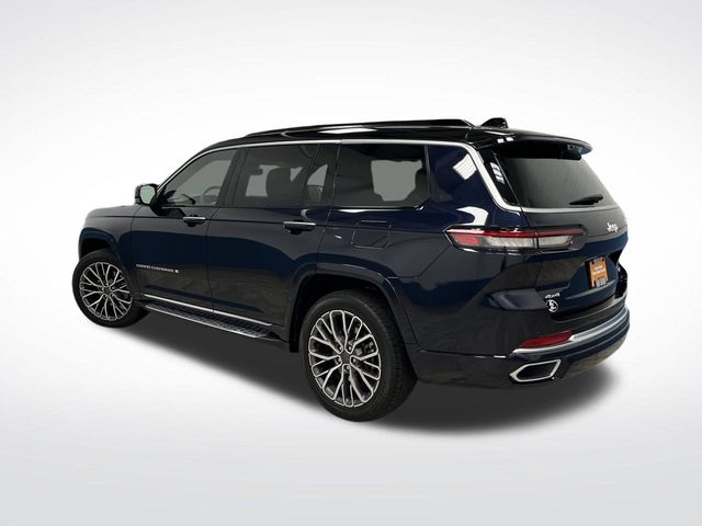 2024 Jeep Grand Cherokee L Summit photo 2