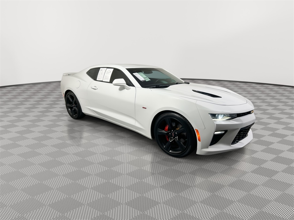 2016 Chevrolet Camaro 1SS photo 2