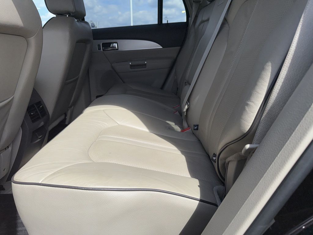 2013 Lincoln MKX Base photo 5