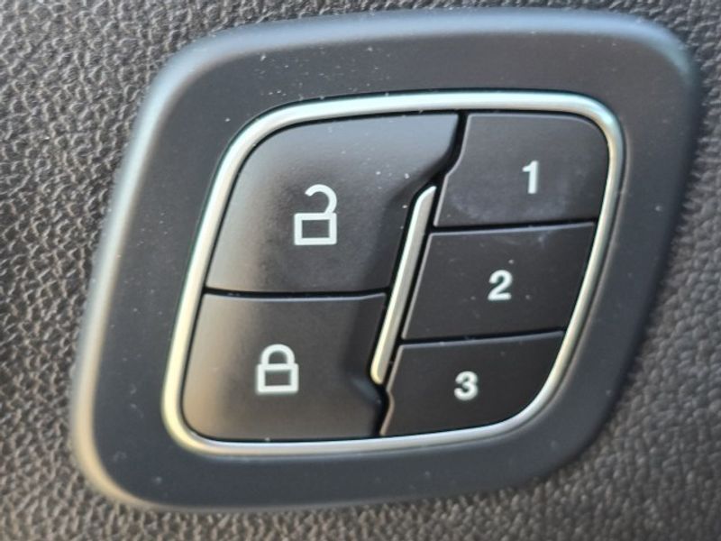 2023 Ford Escape Active photo 13