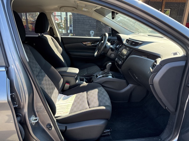 2022 Nissan Rogue Sport SV photo 15