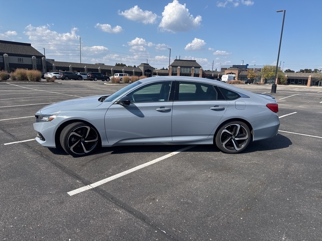 2022 Honda Accord Sport photo 3