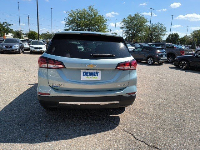 2022 Chevrolet Equinox LT photo 4