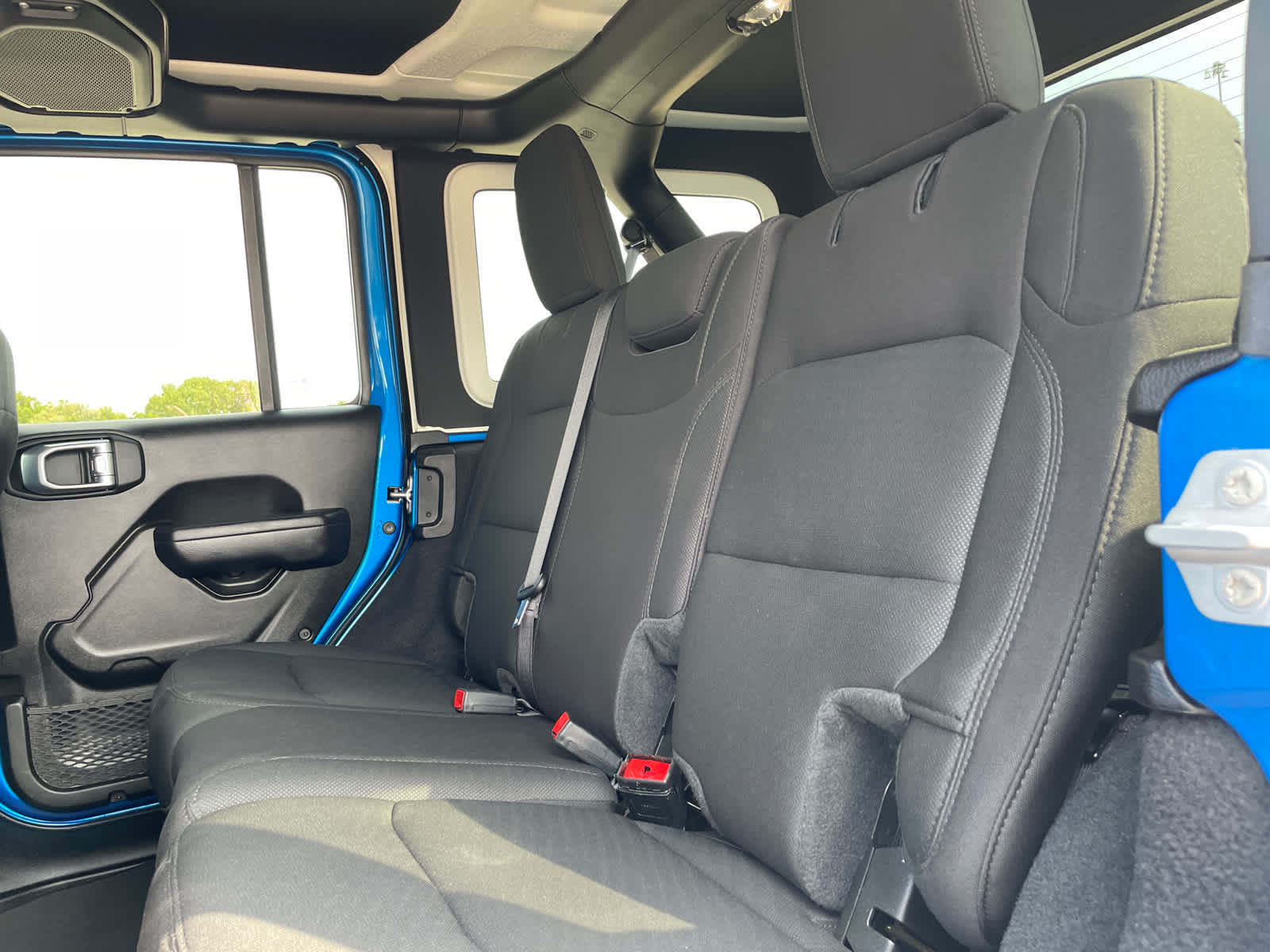 2022 Jeep Wrangler Unlimited Sport Altitude photo 12