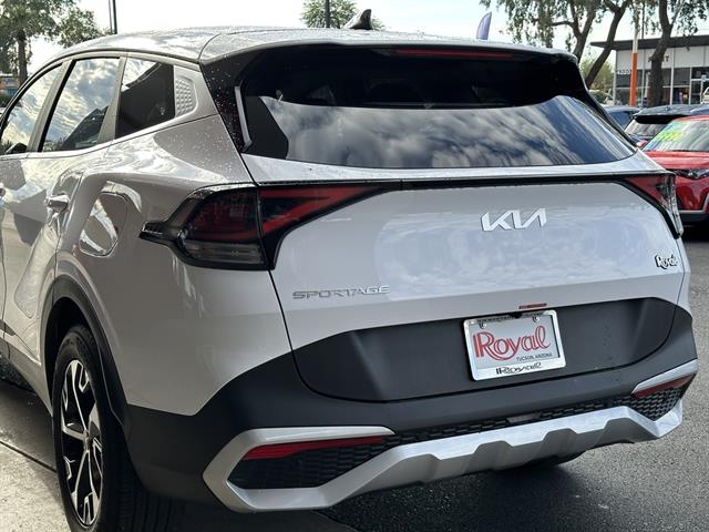 2025 Kia Sportage EX photo 5