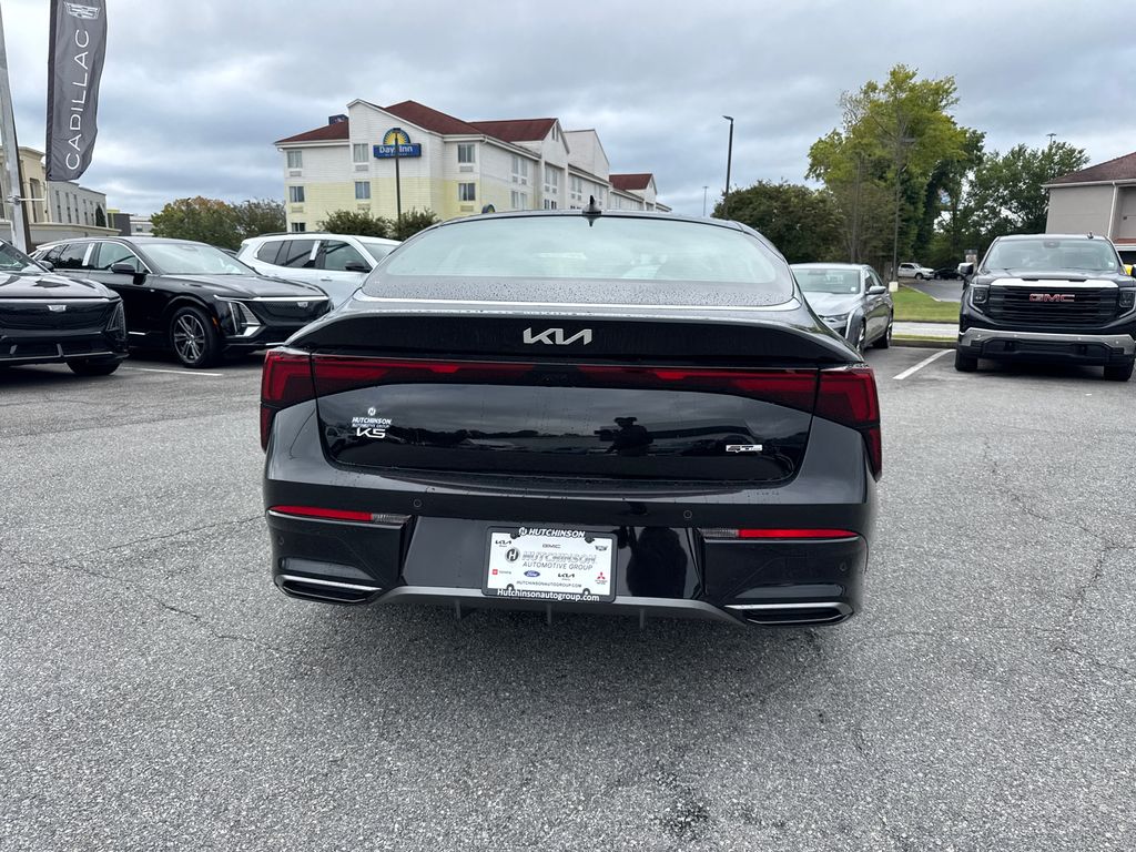 2026 Kia K5 GT-Line photo 4