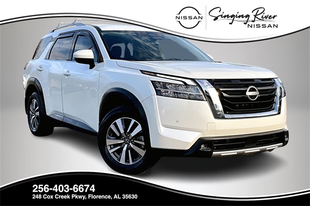 2023 Nissan Pathfinder SL