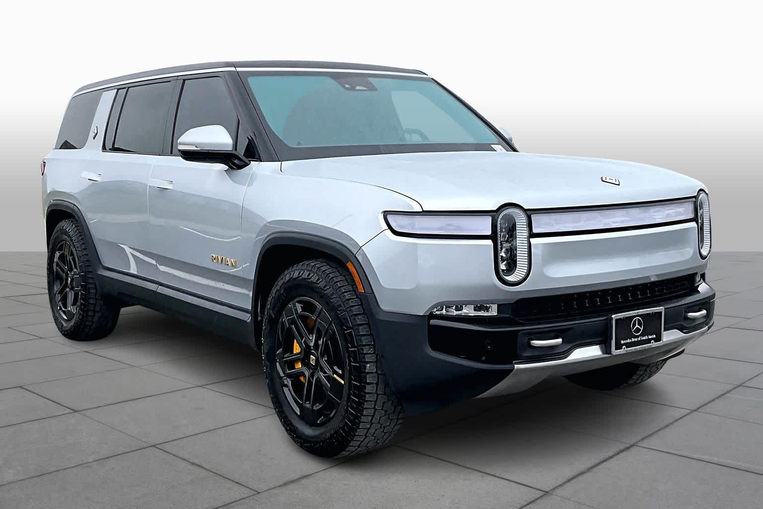 Used 2023 Rivian R1S Adventure with VIN 7PDSGABA4PN021262 for sale in Austin, TX
