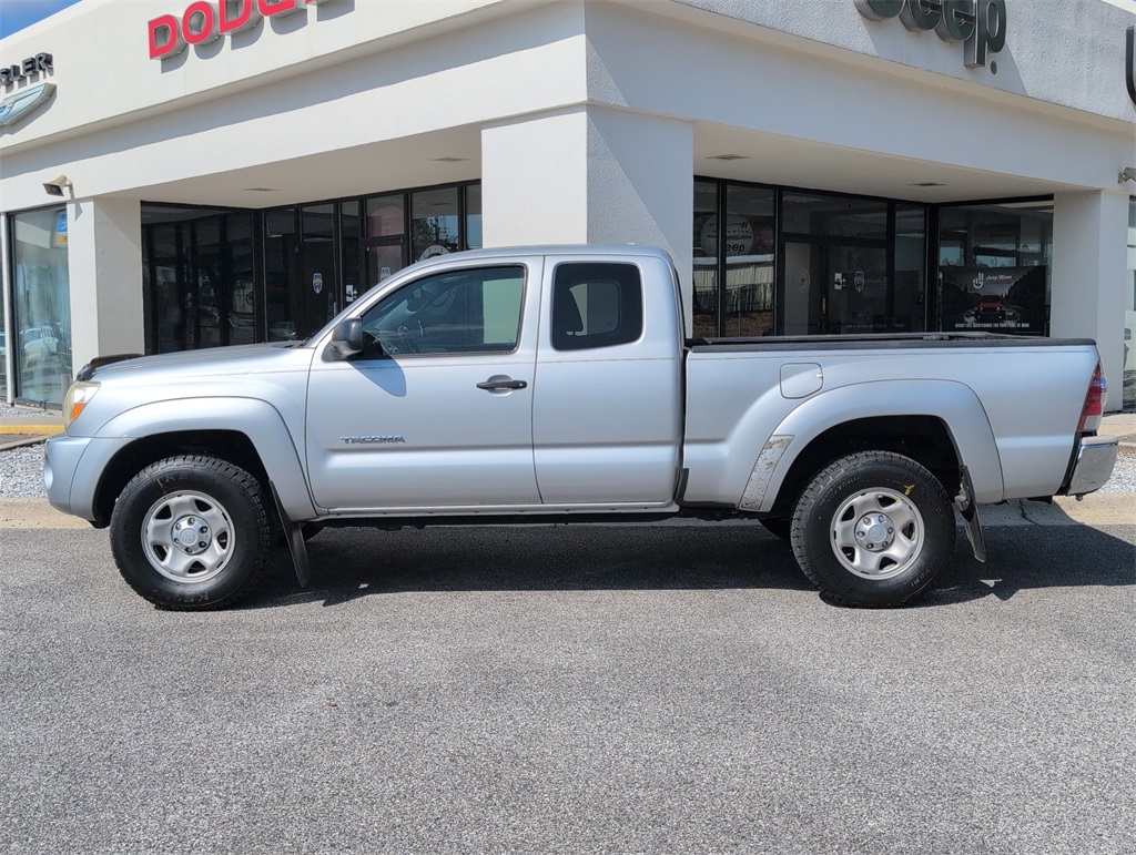 2010 Toyota Tacoma PreRunner photo 7