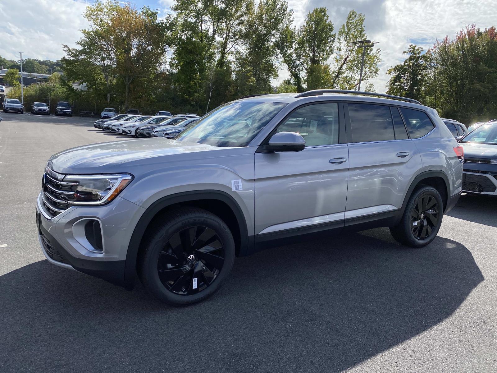 2026 Volkswagen Atlas SE w/Tech's photo