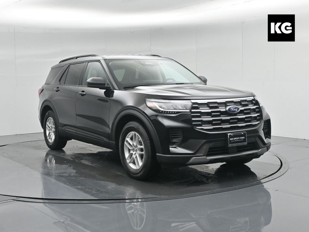 2026 Ford Explorer's photo