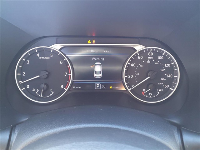 2025 Nissan Sentra SV photo 17