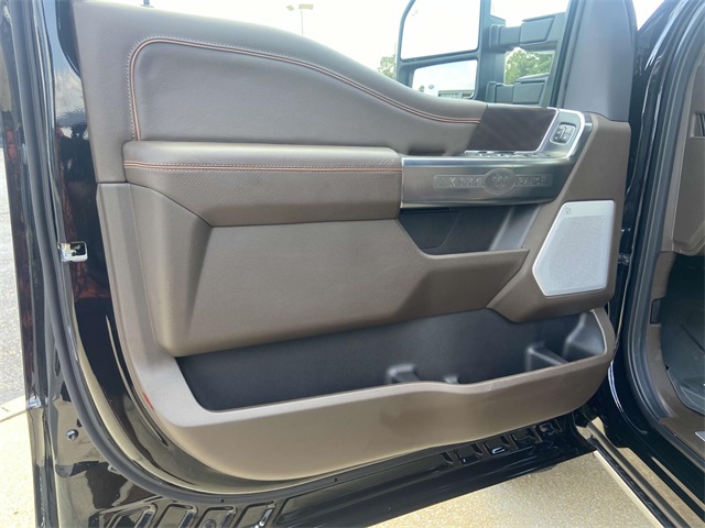 2025 Ford F-250 photo 12