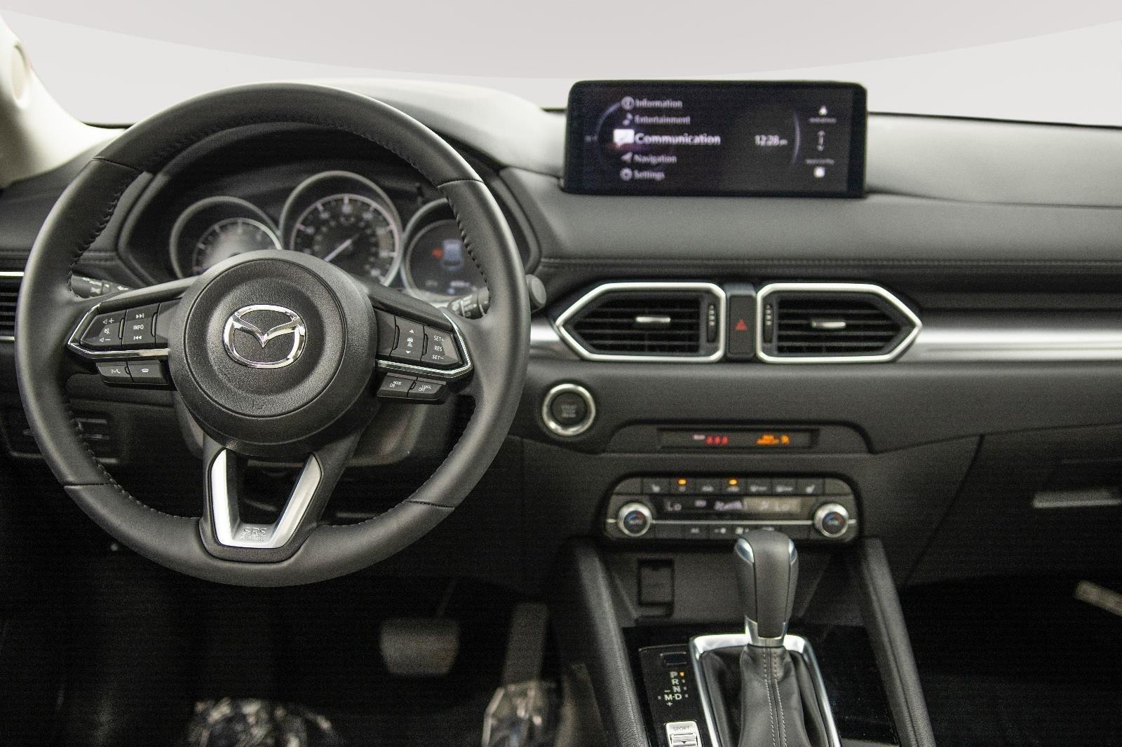 2025 Mazda CX-5 2.5 S Preferred photo 3
