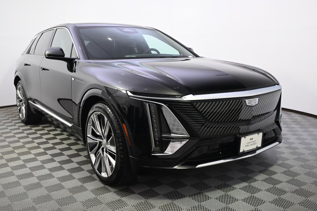 2025 Cadillac Lyriq Luxury photo 7