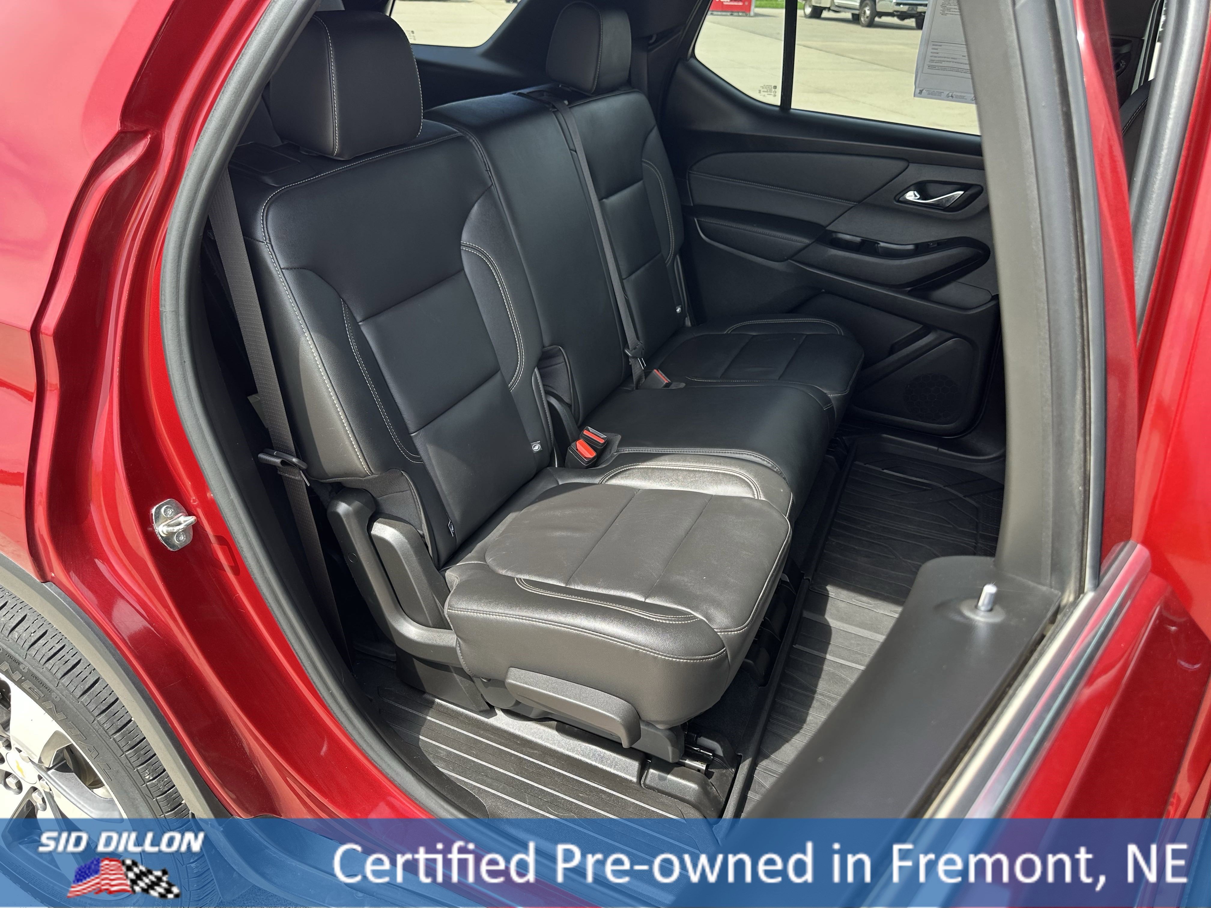 2023 Chevrolet Traverse Leather photo 8