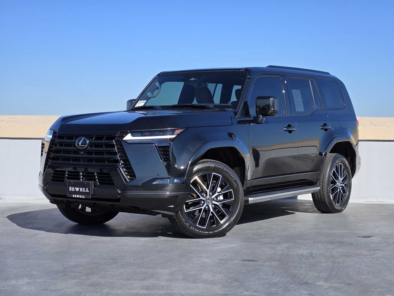 2025 Lexus GX Premium's photo