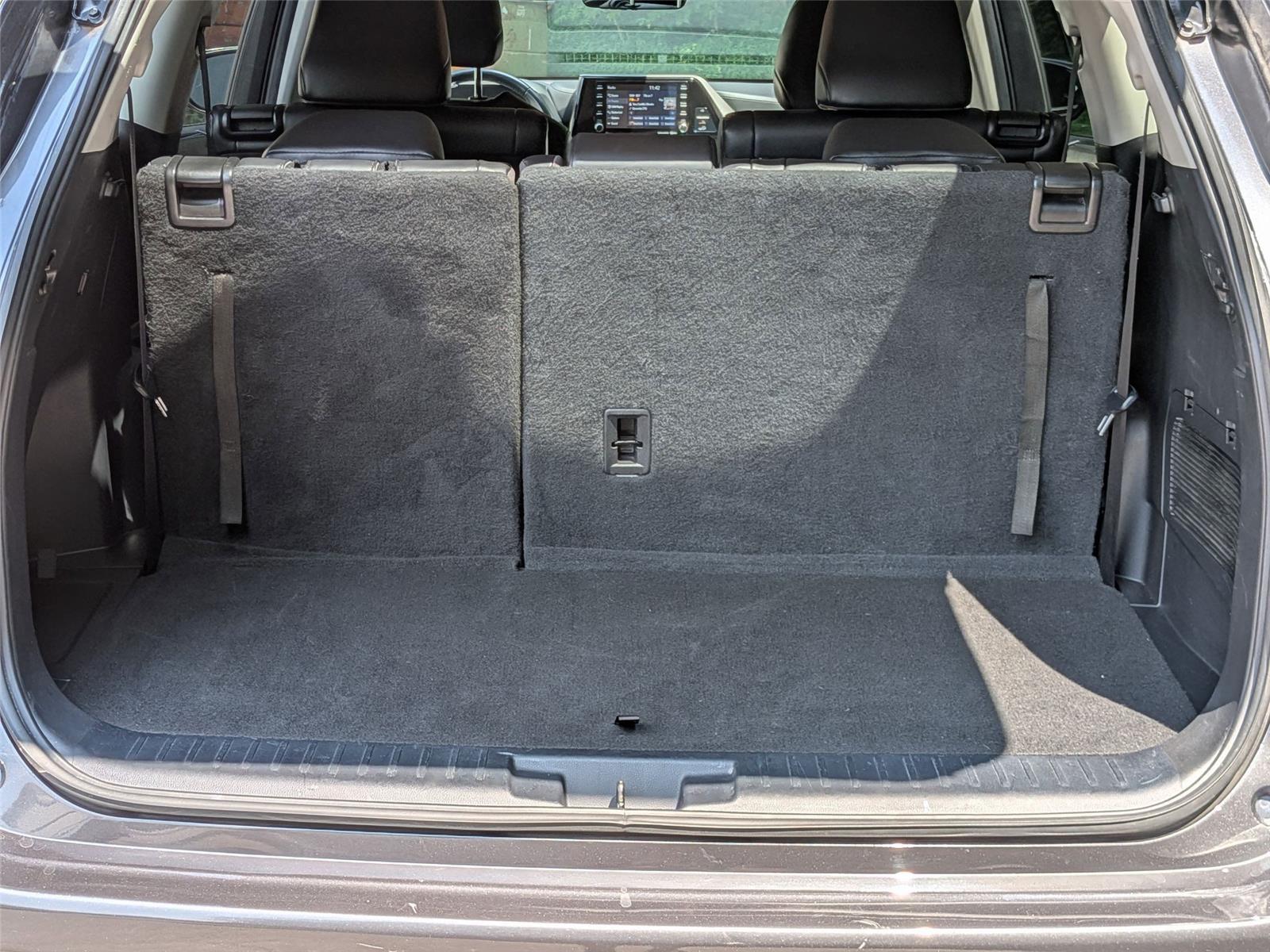 2022 Toyota Highlander XLE photo 28