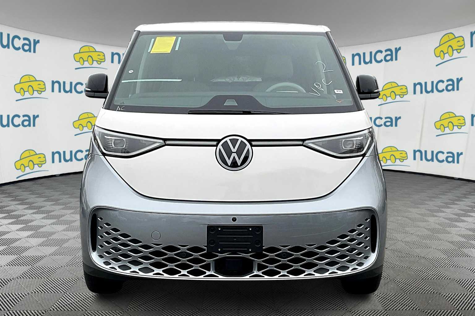 2025 Volkswagen ID. Buzz photo 2