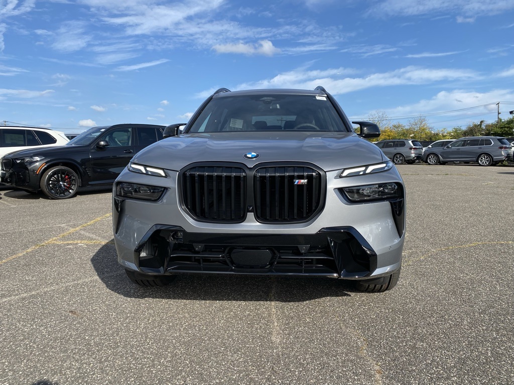 2026 Bmw X7 M60i photo 2