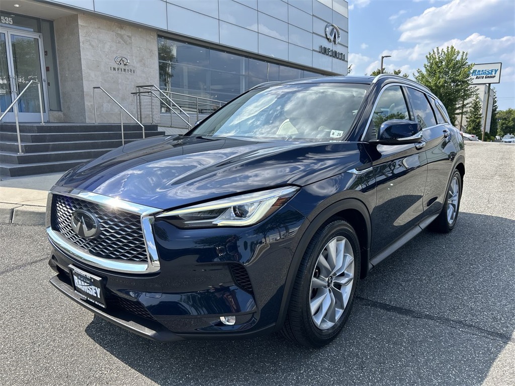 2020 Infiniti QX50 Luxe photo 3