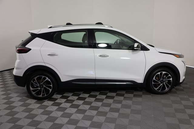 2022 Chevrolet Bolt EUV Premier photo 7