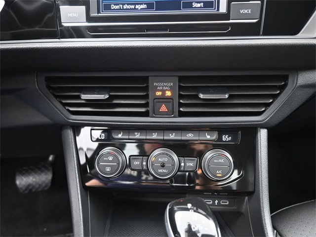2024 Volkswagen Jetta 1.5T SE photo 3