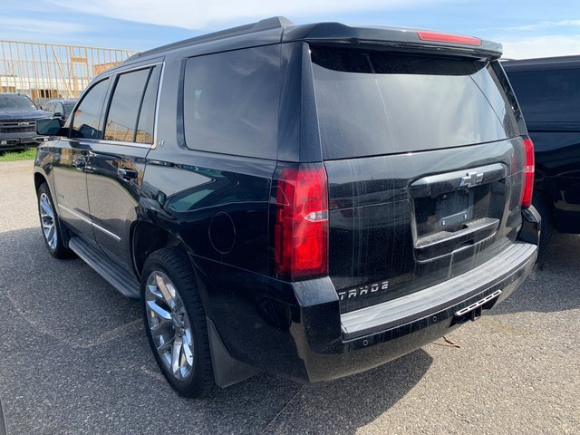 2016 Chevrolet Tahoe LT photo 4