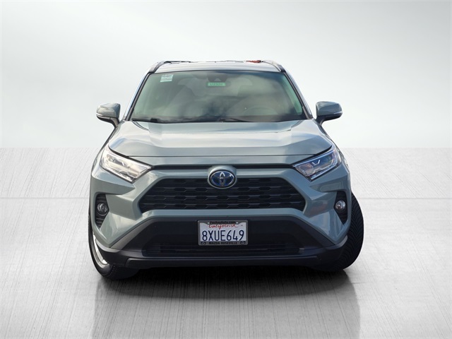 2021 Toyota RAV4 Hybrid XLE photo 2