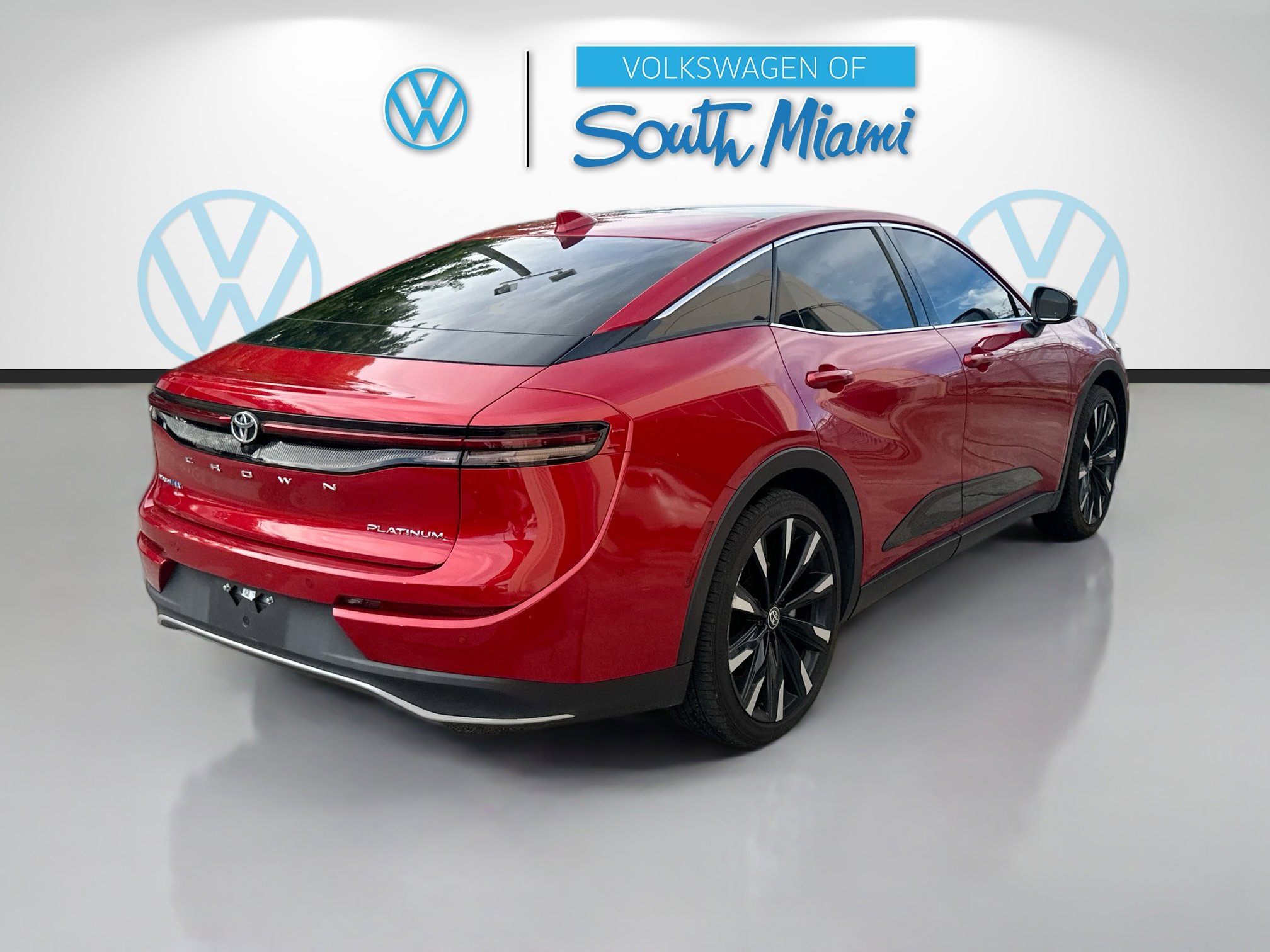 2023 Toyota Crown Platinum photo 4