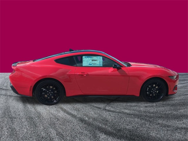 2025 Ford Mustang EcoBoost photo 3