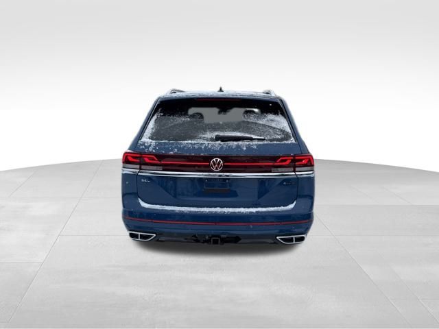 2025 Volkswagen Atlas SEL Premium R-Line photo 3