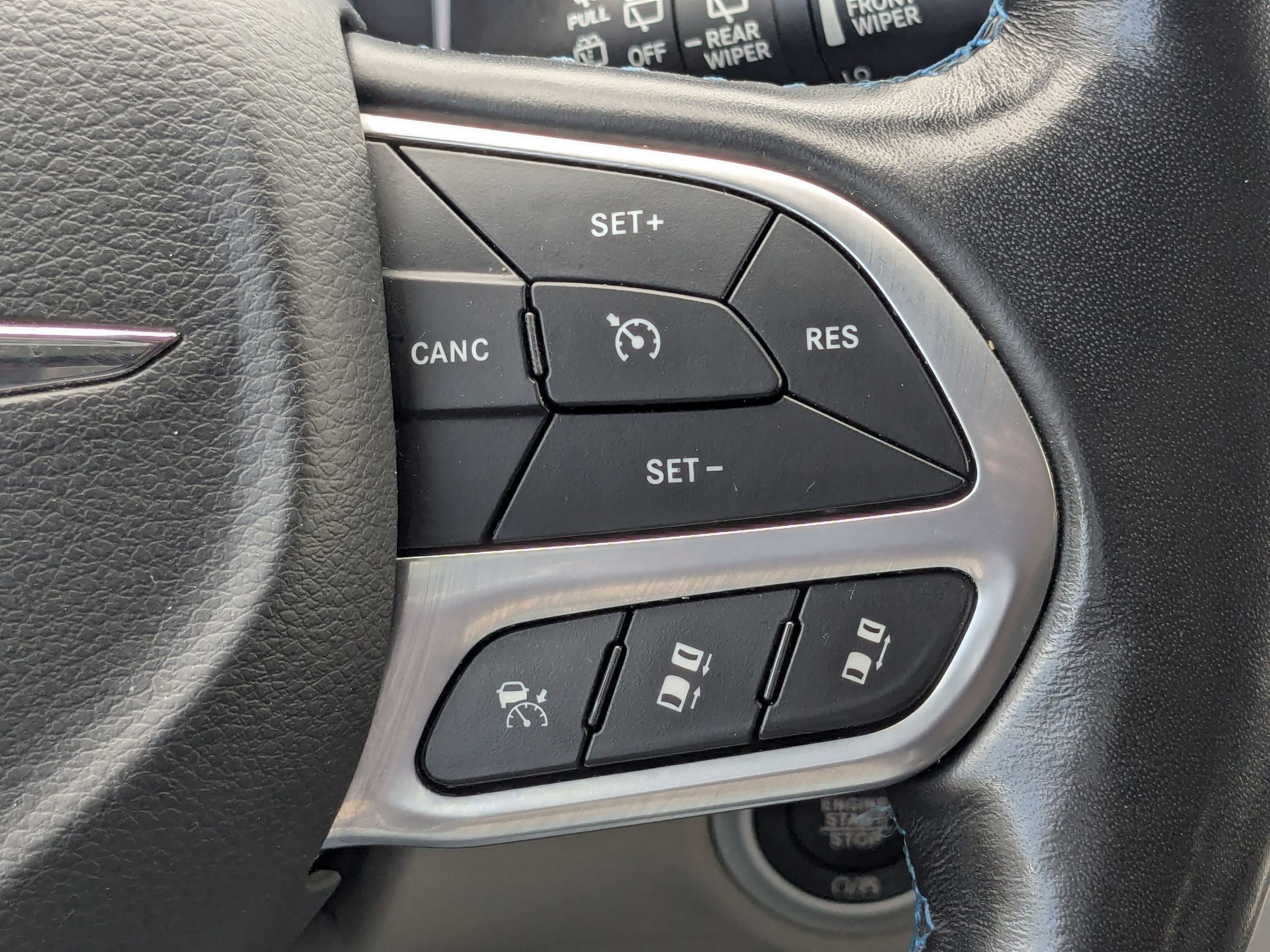2021 Chrysler Pacifica Touring L photo 15