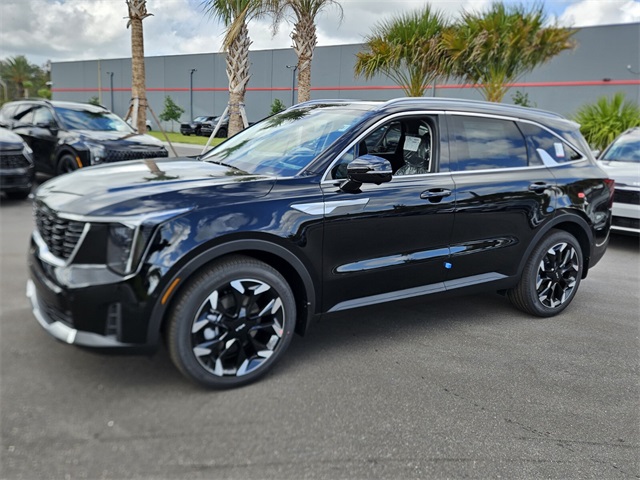 2026 Kia Sorento SX photo 2