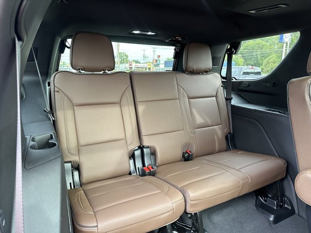 2026 Chevrolet Tahoe High Country photo 13
