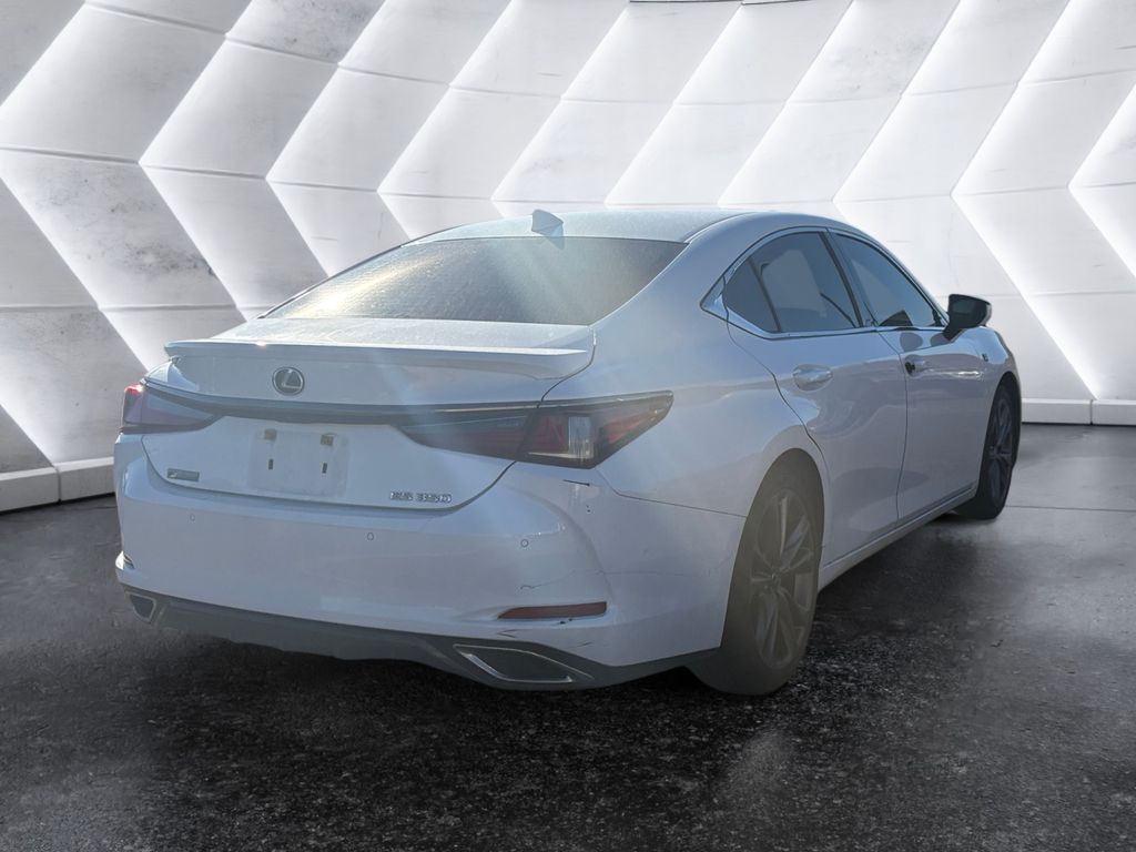 2019 Lexus ES 350 F SPORT photo 4