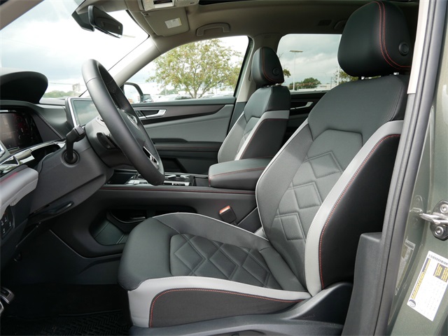 2025 Volkswagen Atlas Peak Edition photo 15