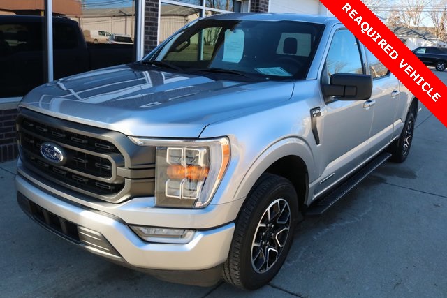 2023 Ford F-150 XLT photo 2