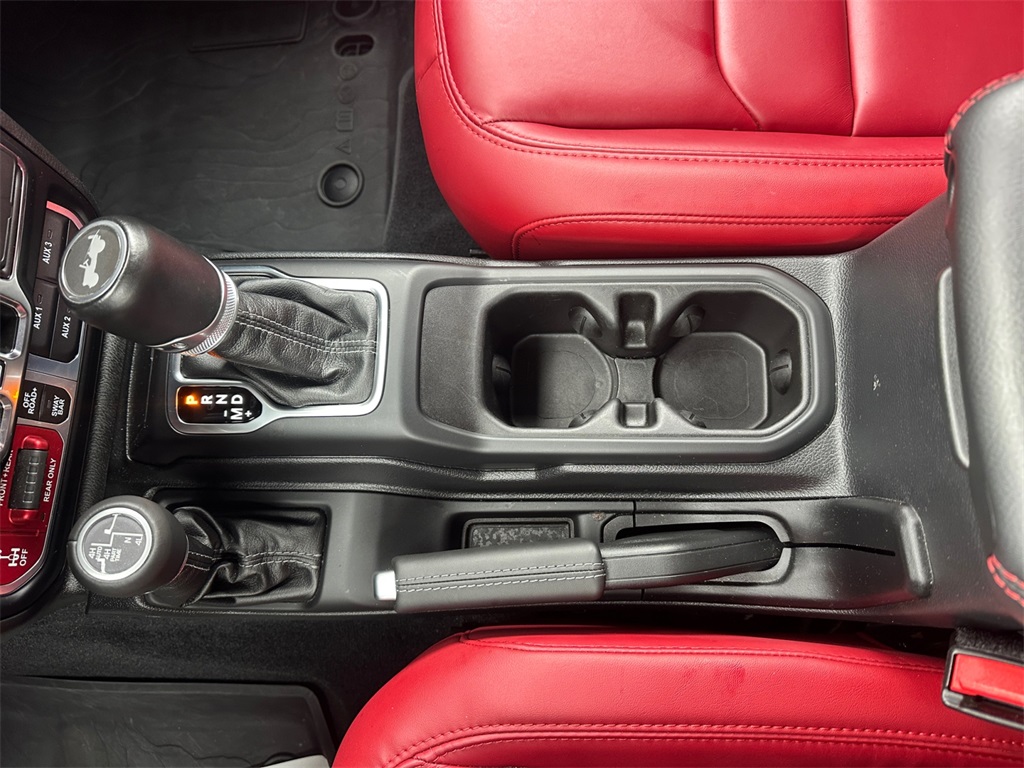 2024 Jeep Wrangler Rubicon 392 photo 9