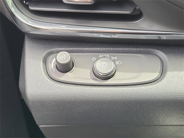 2025 Buick Envista Preferred photo 18